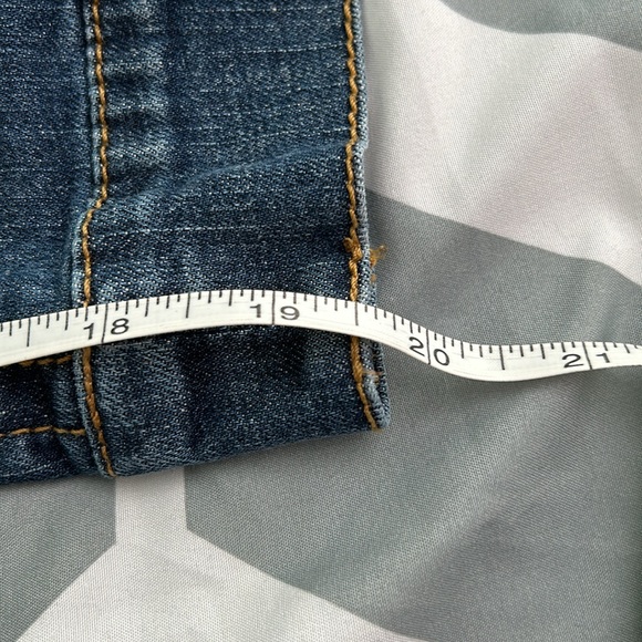 Venezia 14 Capri Jeans - Picture 9 of 9